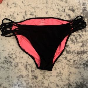 VS PINK STRAPPY BLACK BIKINI BOTTOMS SZ MD